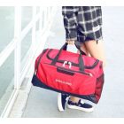 HOLLYWOOD ÖSSZECSUKHATÓ PIROS UTAZÓTÁSKA