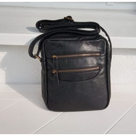 VELENCE AUTÓSTÁSKA 