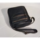 VELENCE AUTÓSTÁSKA 